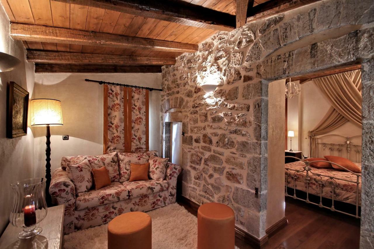 Lousiou Nymfes Bed and Breakfast Gortynia Exterior foto