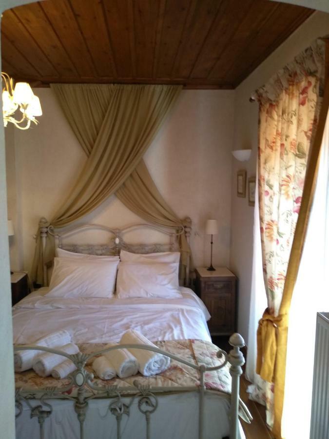 Lousiou Nymfes Bed and Breakfast Gortynia Exterior foto